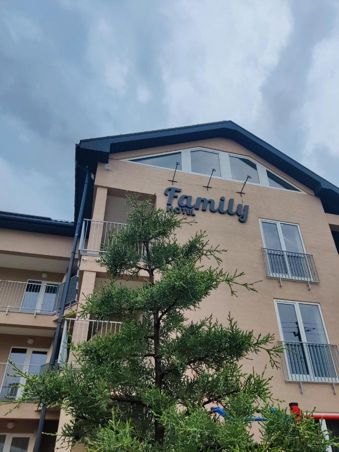 Family Hotel Грибівка Екстер'єр фото